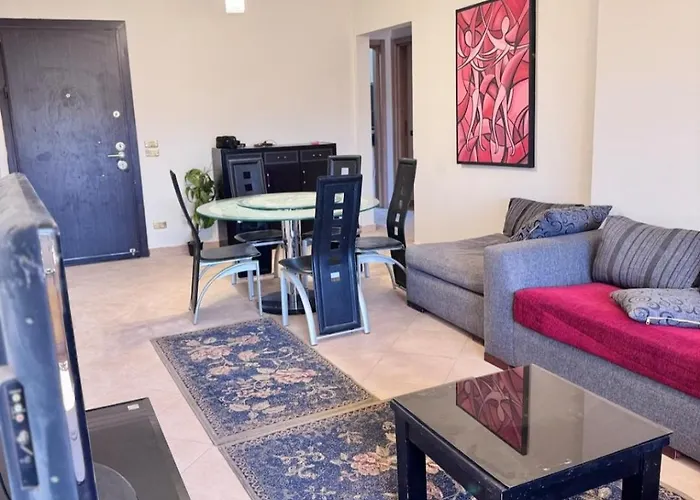 Elegant 2br Retreat In Secure Community Apartment Hurghada