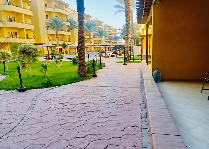 Elegant 2br Retreat In Secure Community * Hurghada